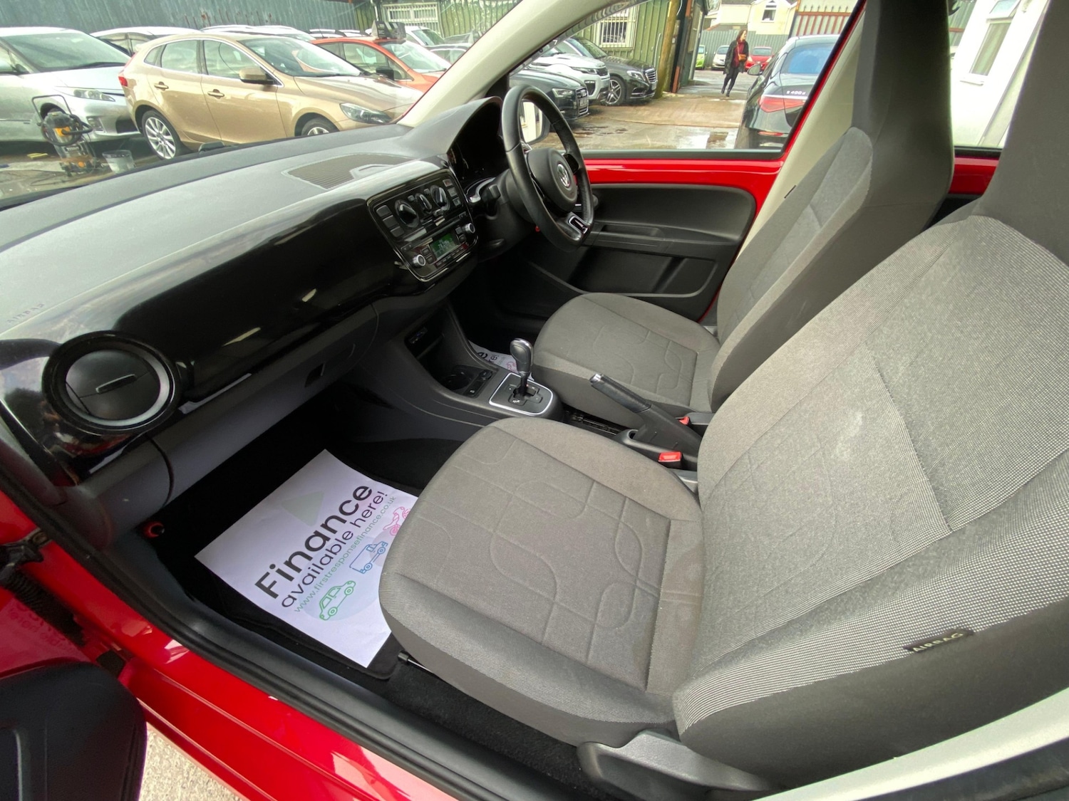 Used Volkswagen up! 2015 for sale - 77483184: Photo 28