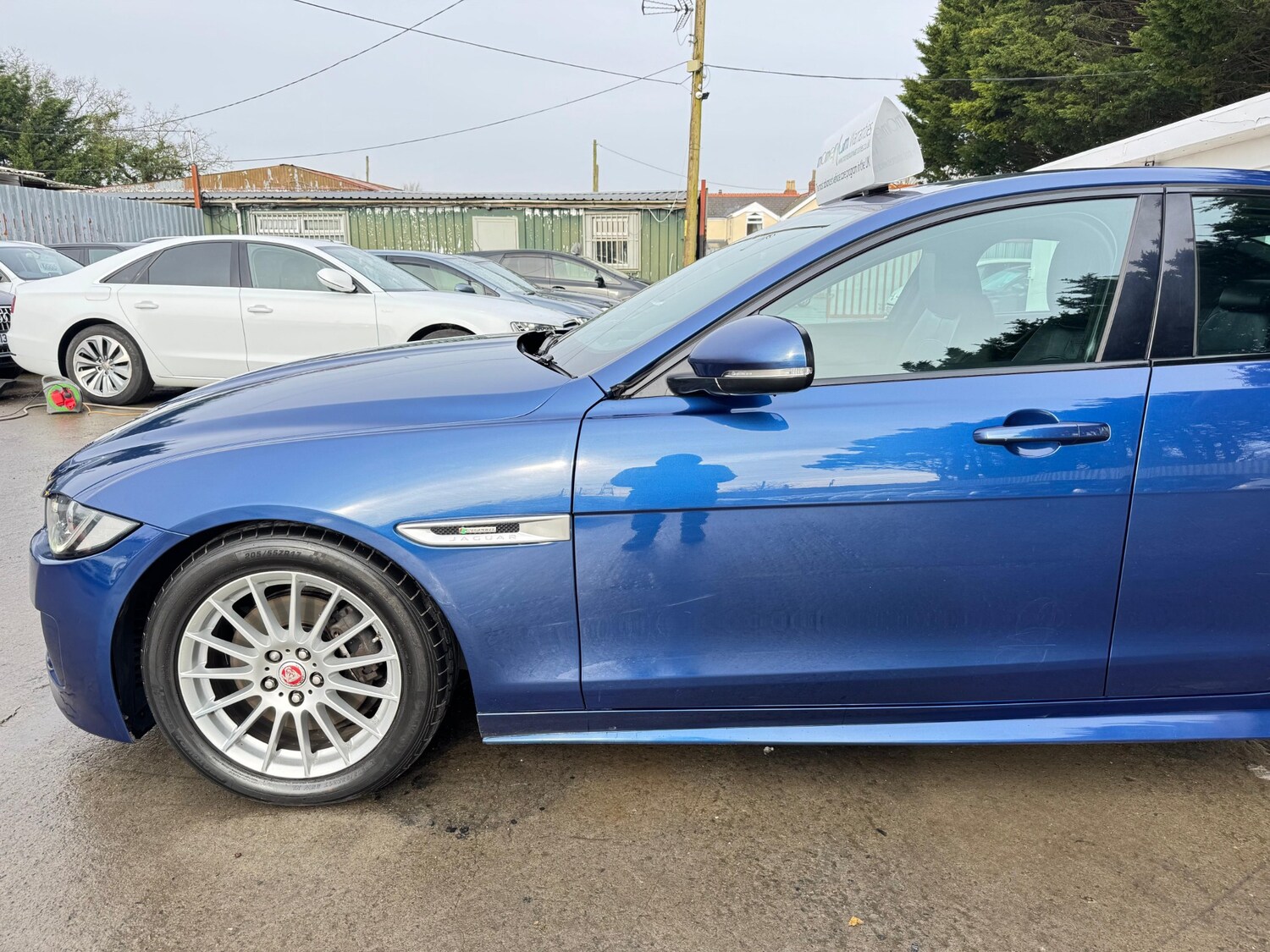 Used Jaguar XE 2015 for sale - 76342925: Photo 8