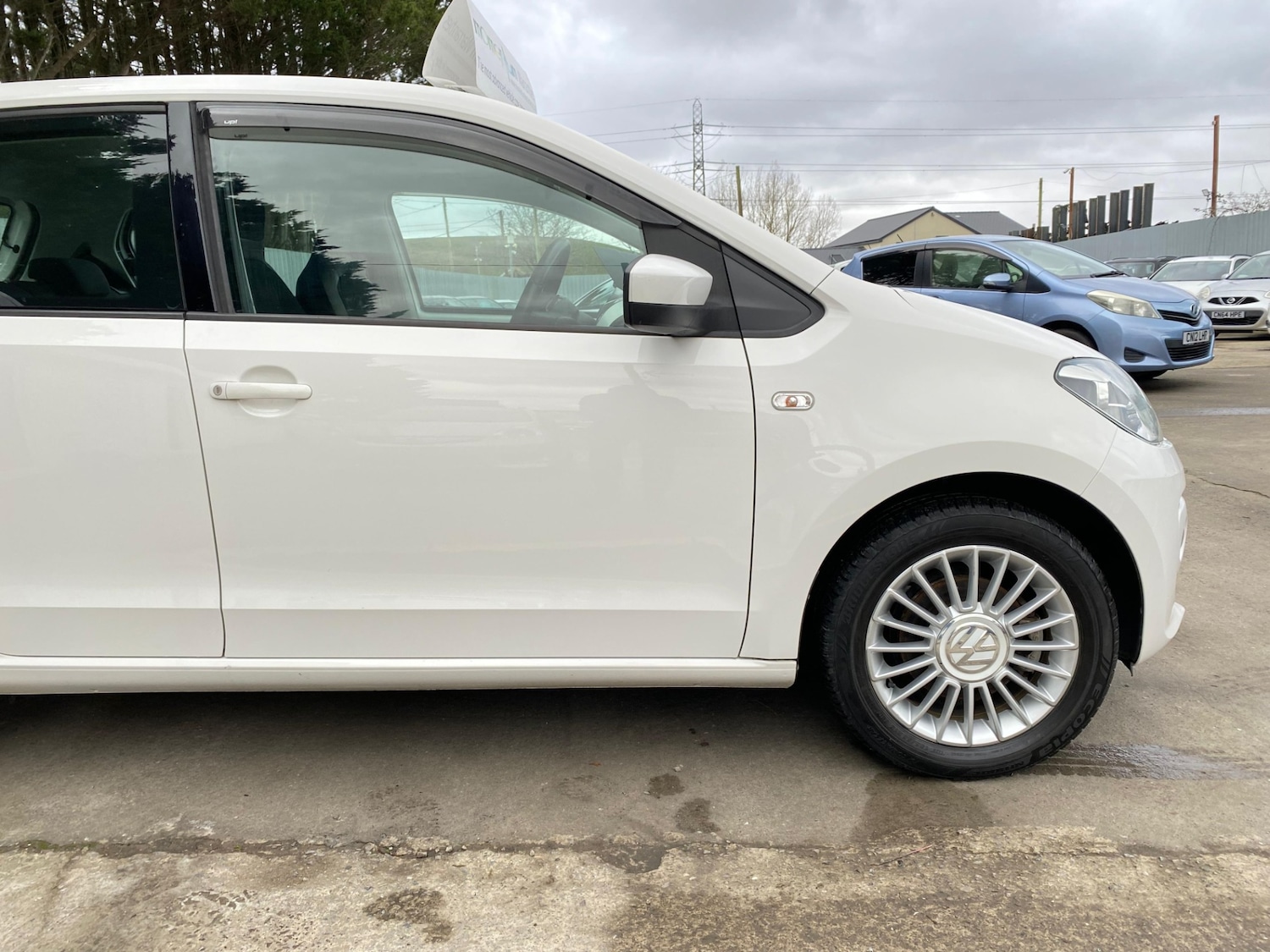 Used Volkswagen up! 2012 for sale - 77547738: Photo 4