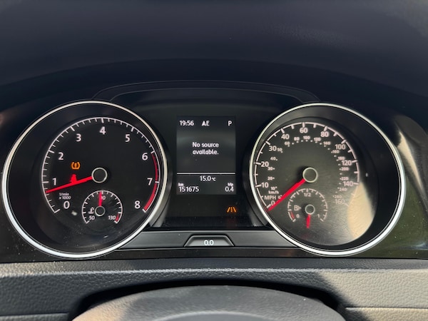 Used Volkswagen Golf 2014 for sale - 76206496: Photo 19
