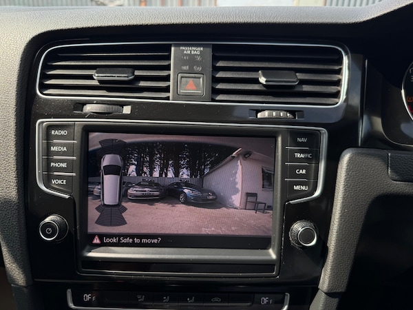 Used Volkswagen Golf 2014 for sale - 76206496: Photo 20