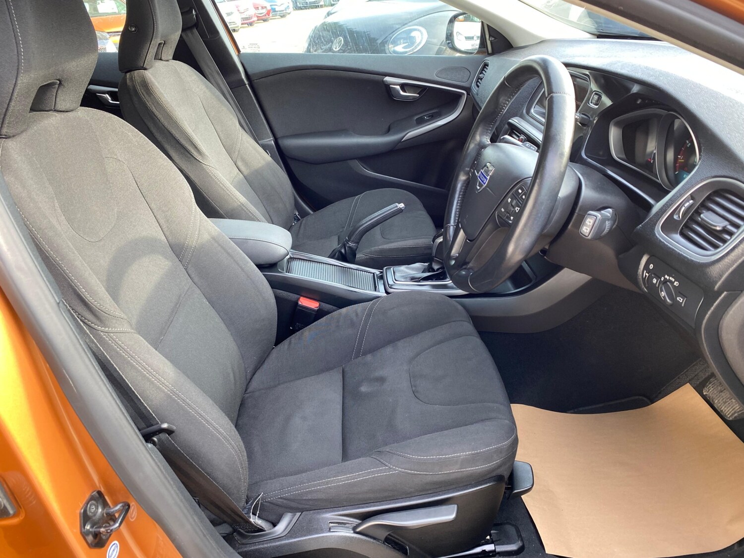 Used Volvo V40 2026 for sale - 78087720: Photo 14