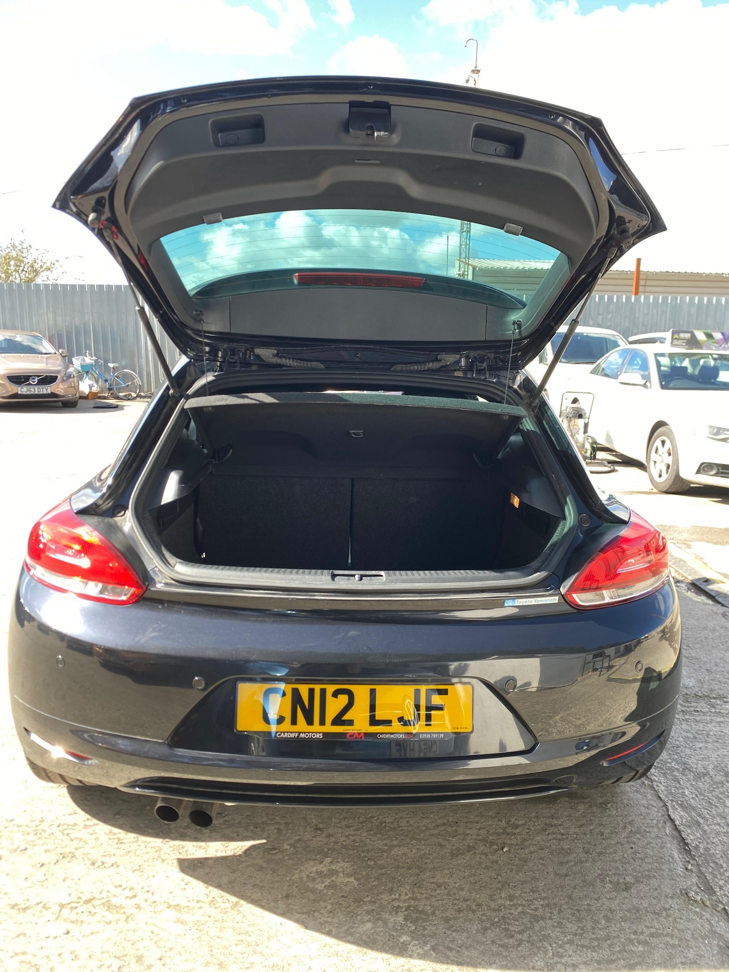 Used Volkswagen Scirocco 2012 for sale - 78060685: Photo 10