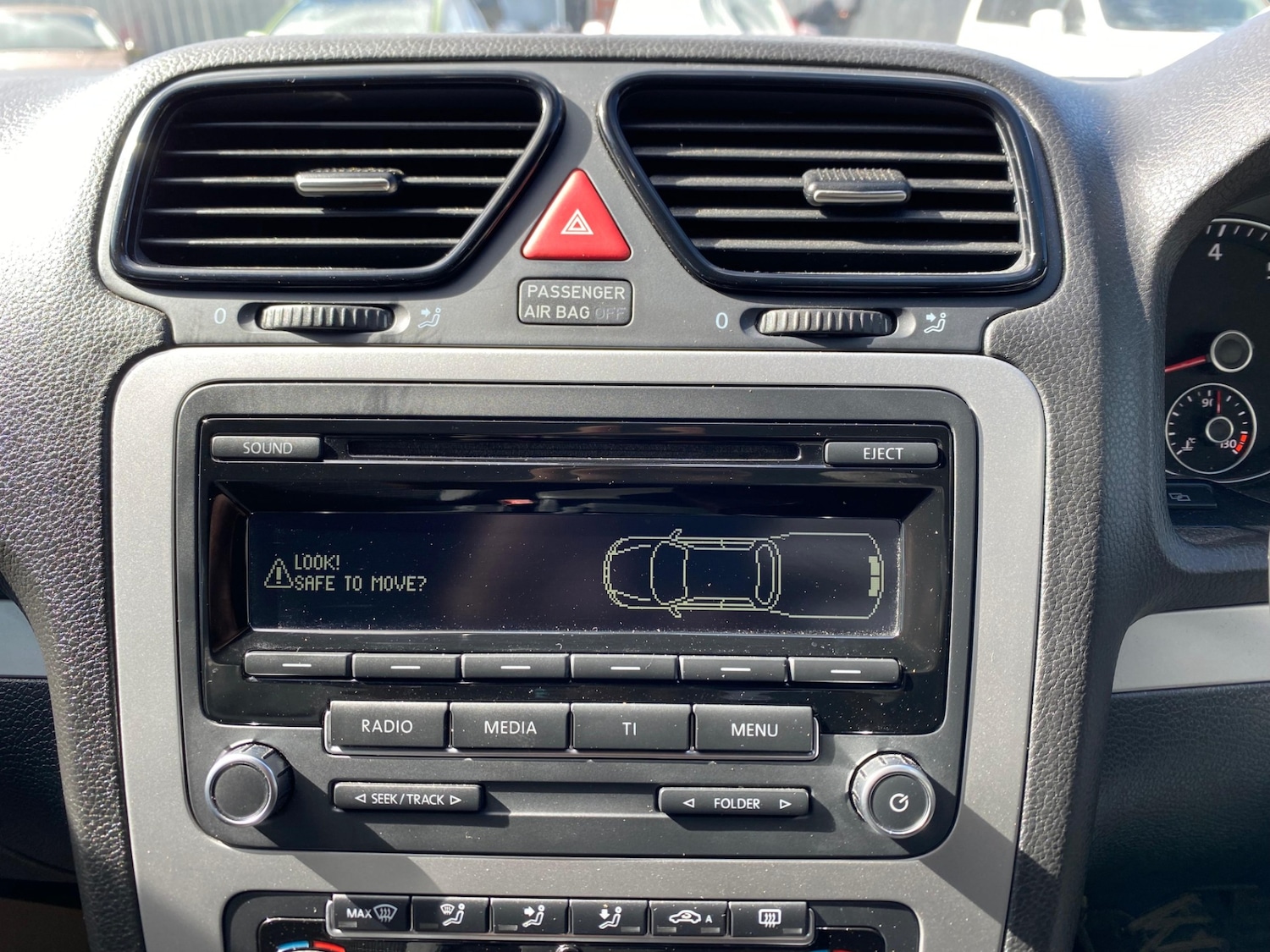 Used Volkswagen Scirocco 2012 for sale - 78060685: Photo 19