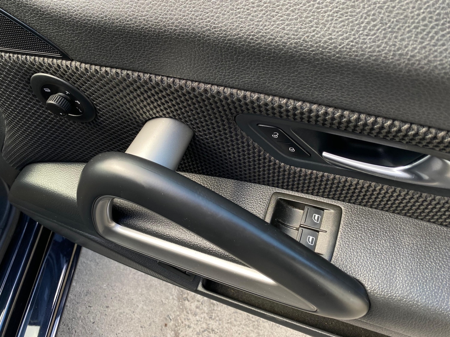 Used Volkswagen Scirocco 2012 for sale - 78060685: Photo 23