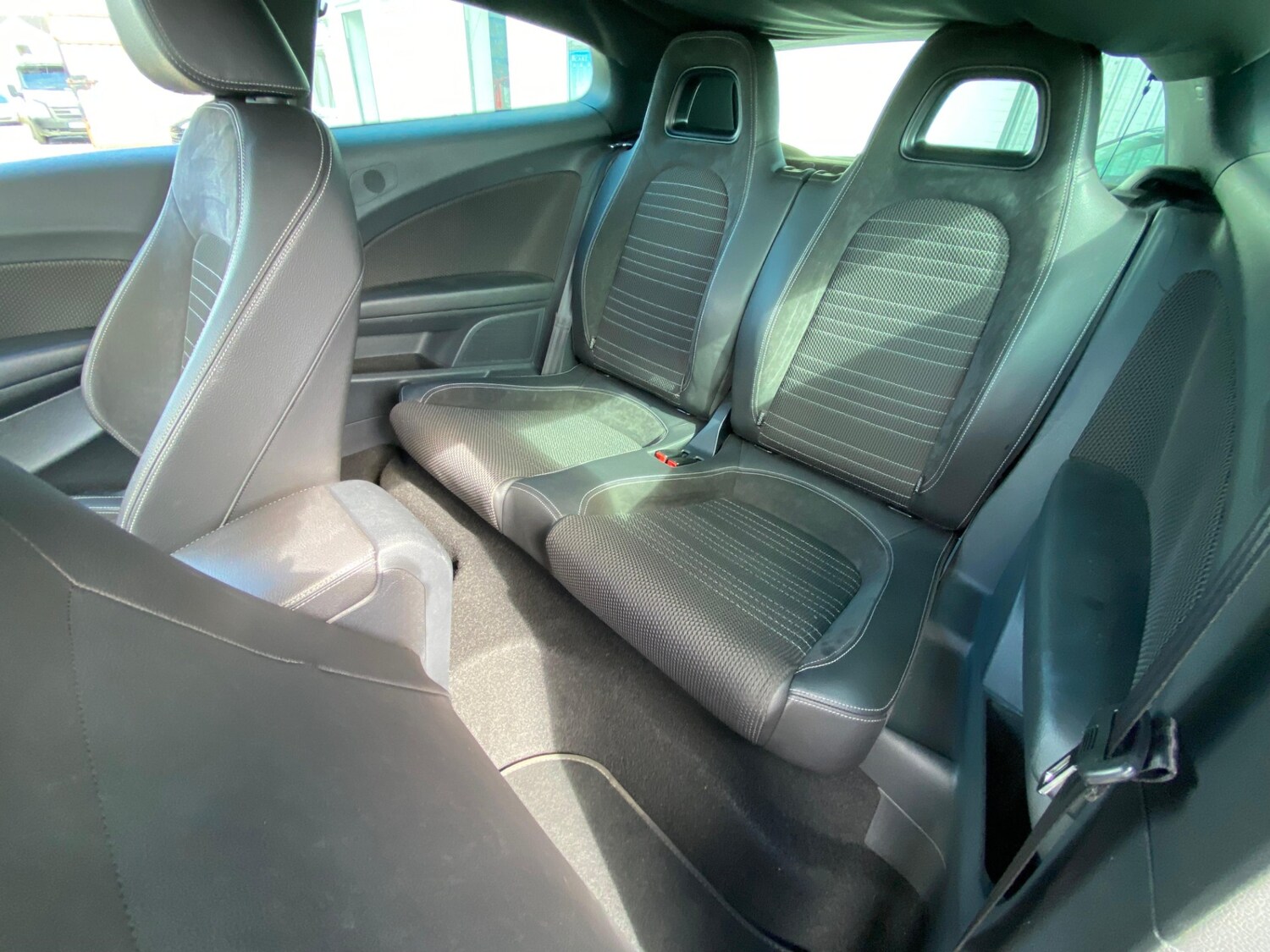 Used Volkswagen Scirocco 2012 for sale - 78060685: Photo 26