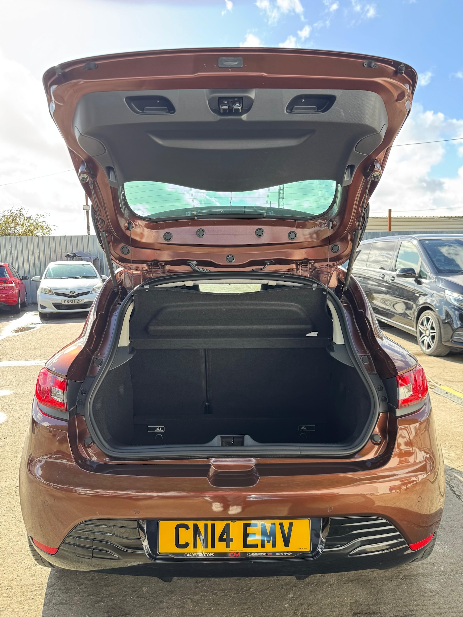 Used Renault Clio 2014 for sale - 76143954: Photo 10