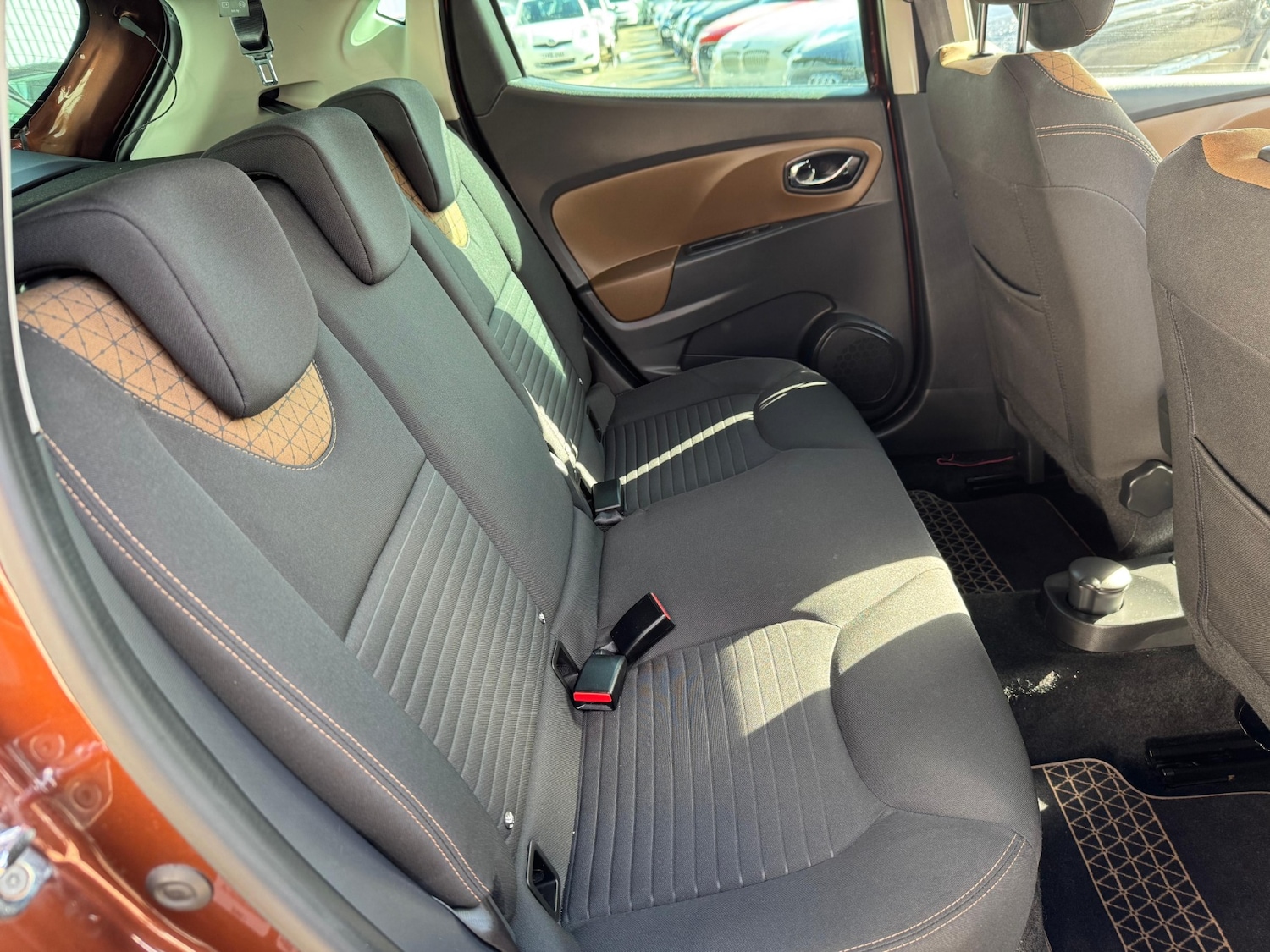 Used Renault Clio 2014 for sale - 76143954: Photo 14