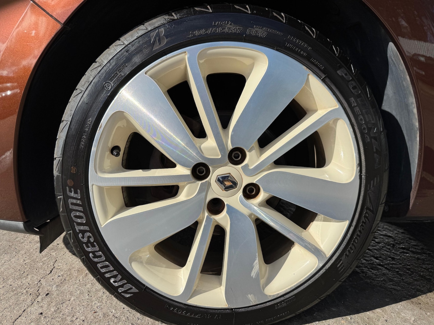 Used Renault Clio 2014 for sale - 76143954: Photo 32