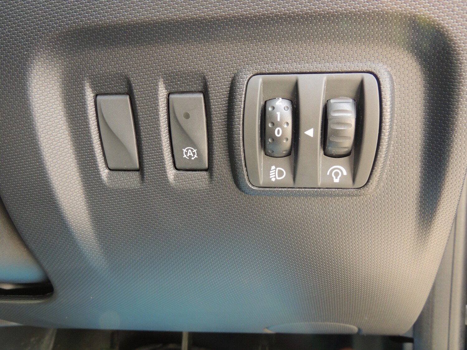 Used Renault Captur 2013 for sale - 77030608: Photo 23