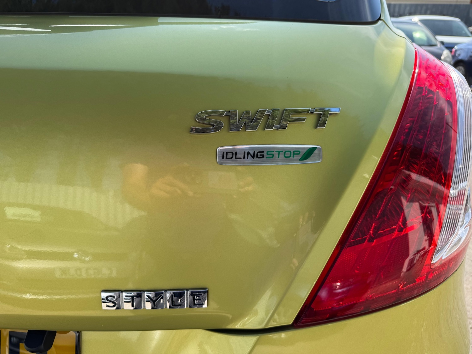 Used Suzuki Swift 2015 for sale - 76500704: Photo 34