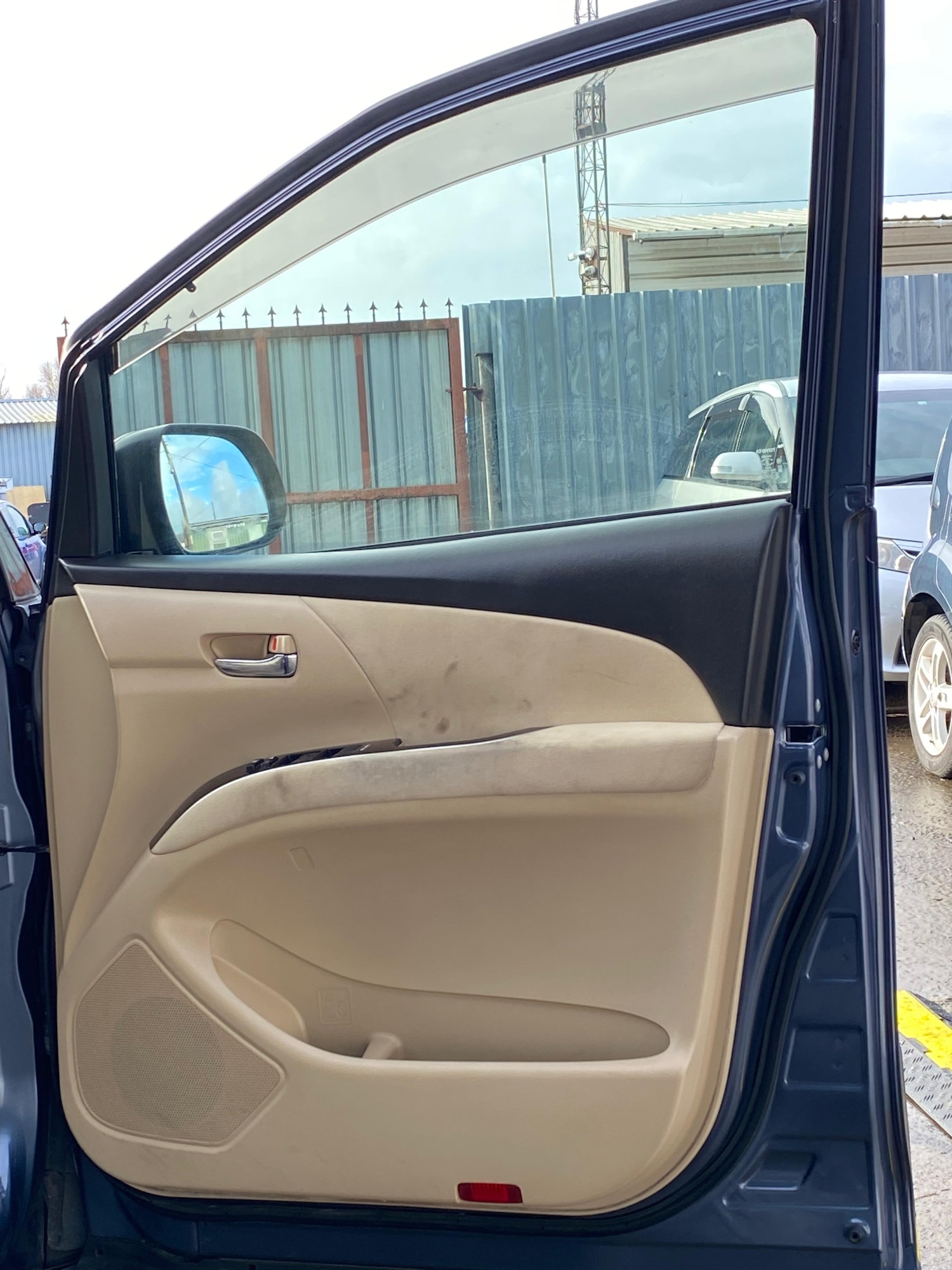 Used Toyota Estima 2026 for sale - 77962363: Photo 29