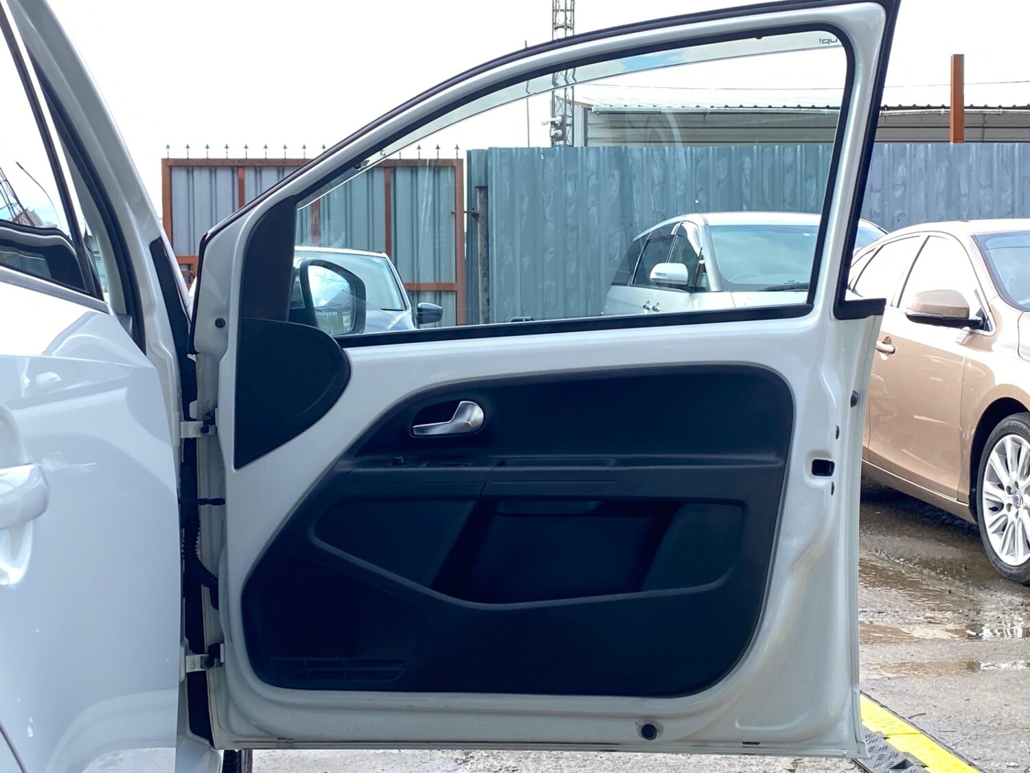 Used Volkswagen up! 2026 for sale - 78087632: Photo 24