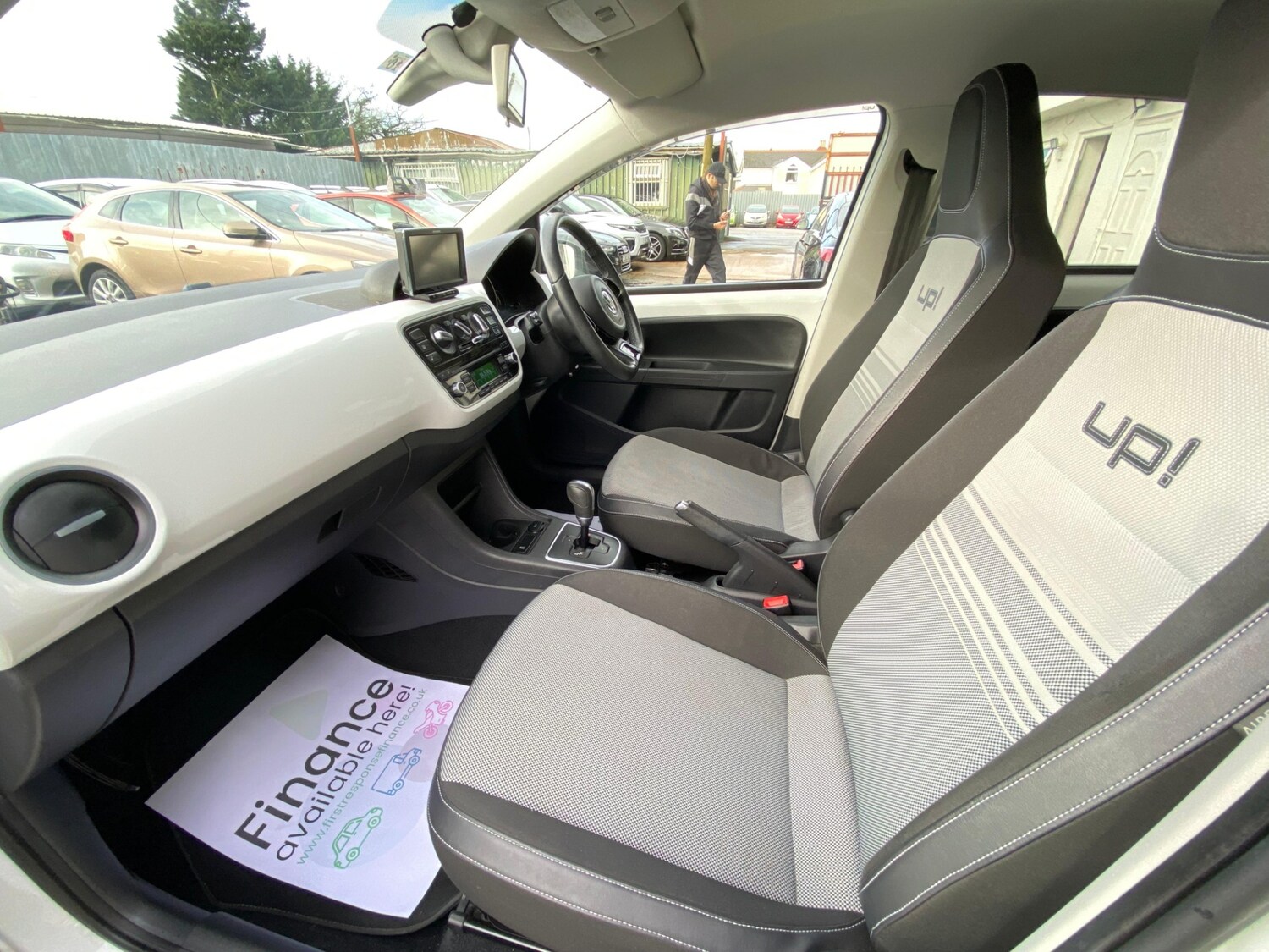 Used Volkswagen up! 2026 for sale - 78087632: Photo 29