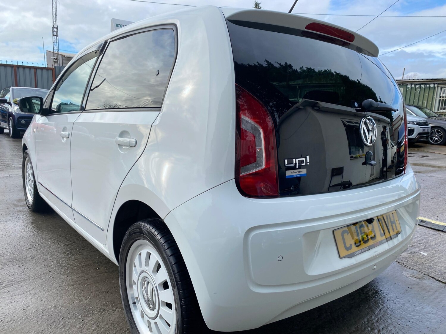 Used Volkswagen up! 2026 for sale - 78087632: Photo 38