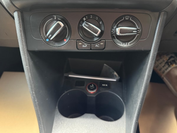 Used Volkswagen Polo 2013 for sale - 76231389: Photo 22