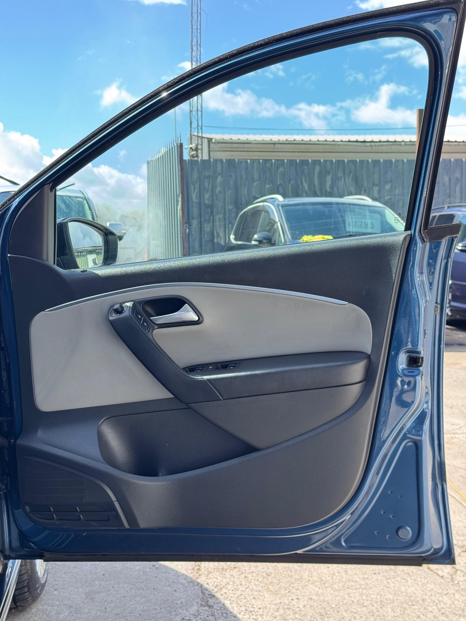 Used Volkswagen Polo 2014 for sale - 76998841: Photo 26