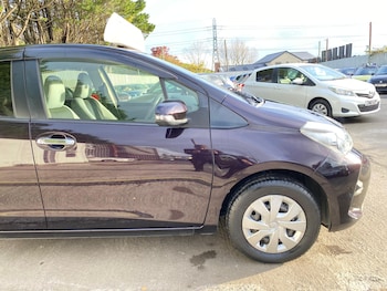 Used Toyota Vitz 2015 for sale - 76514279: Photo