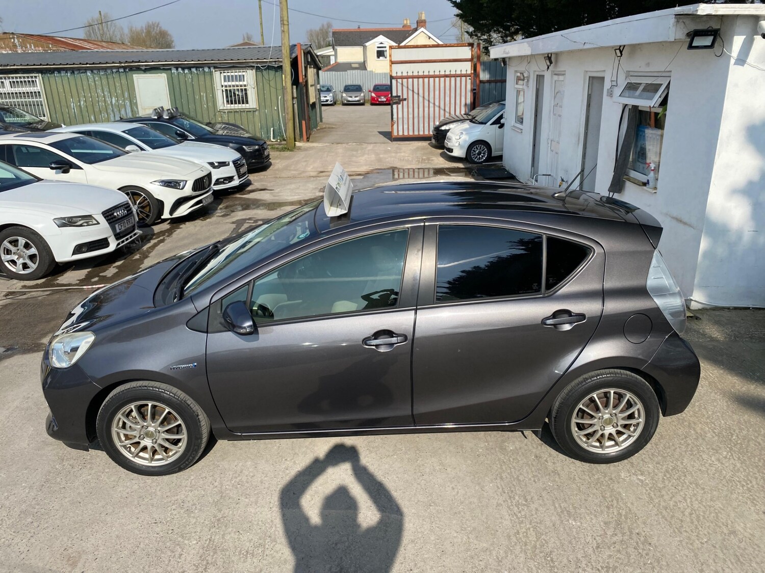 Used Toyota Aqua 2026 for sale - 77990357: Photo 35