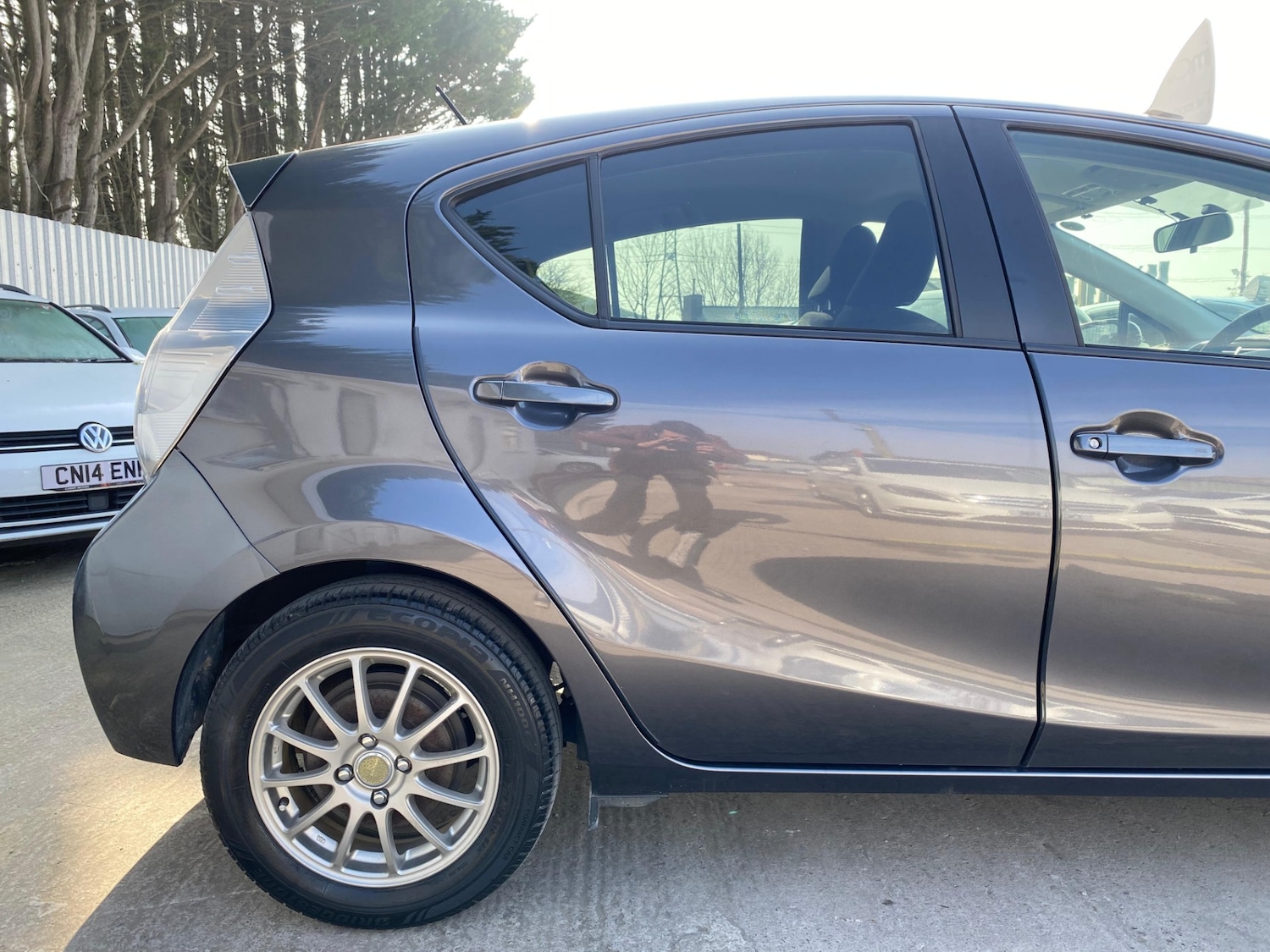 Used Toyota Aqua 2026 for sale - 77990357: Photo 5