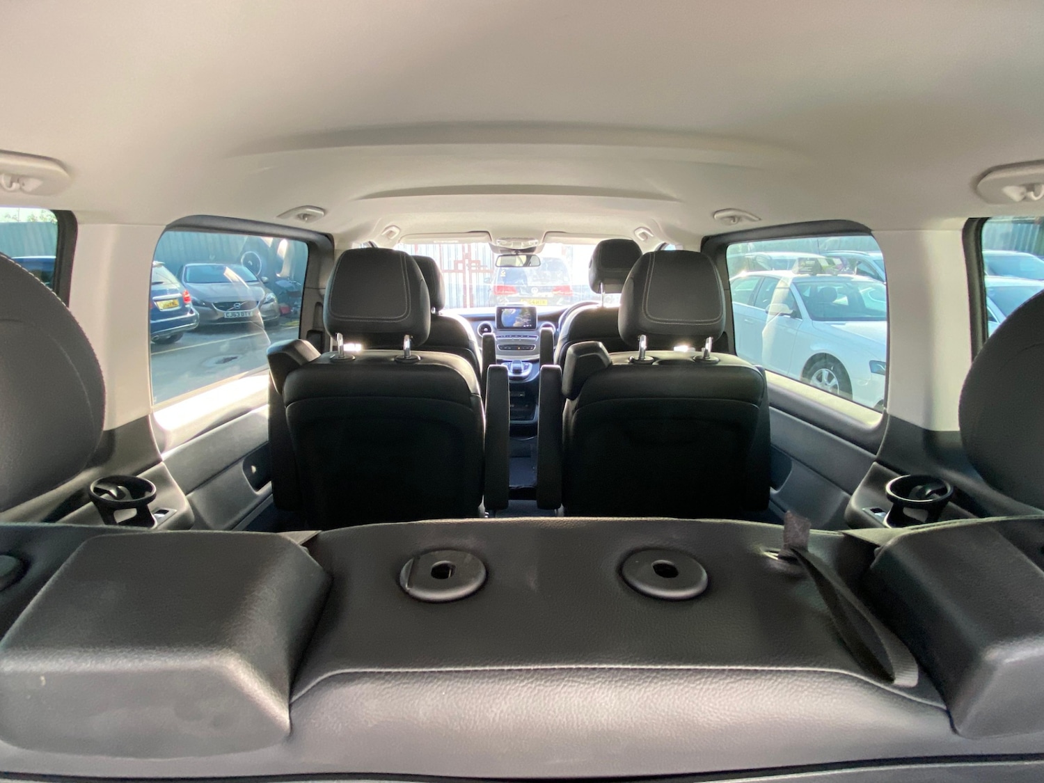 Used Mercedes-Benz V-Class 2026 for sale - 78176598: Photo 12