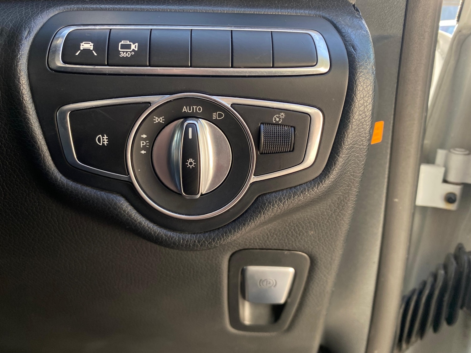 Used Mercedes-Benz V-Class 2026 for sale - 78176598: Photo 27