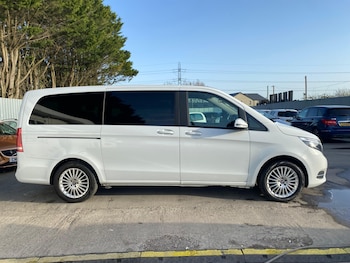 Used Mercedes-Benz V-Class 2019 for sale - 78176598: Photo