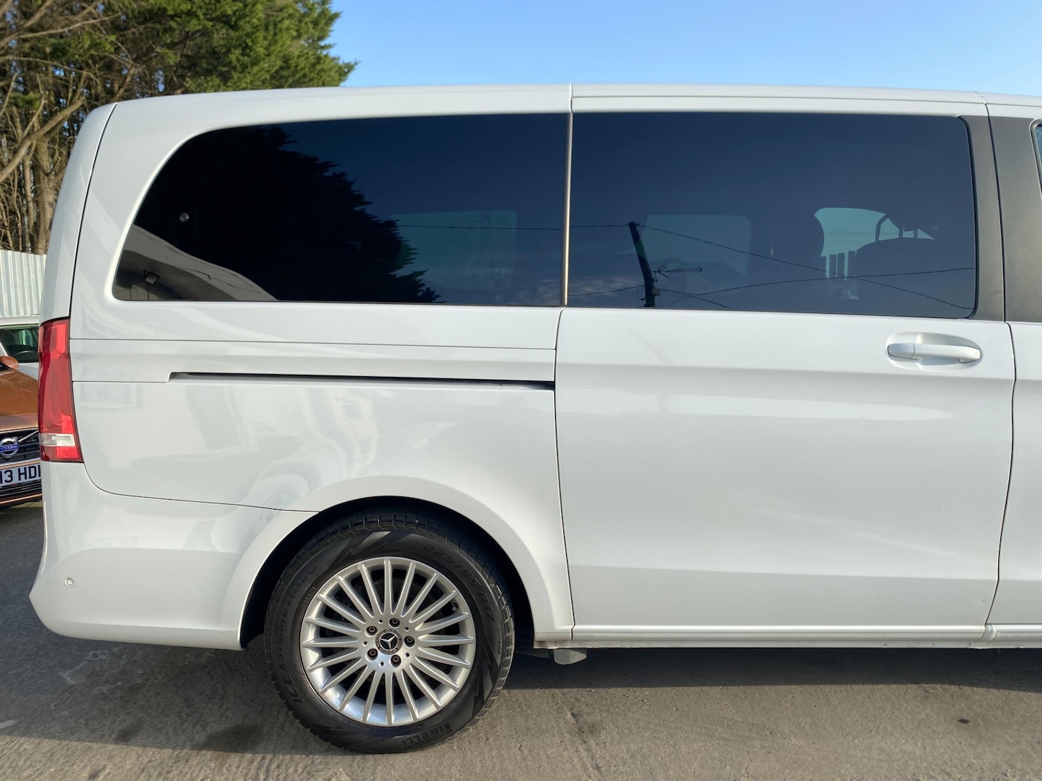 Used Mercedes-Benz V-Class 2026 for sale - 78176598: Photo 5