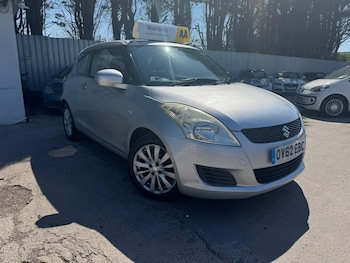 Used Suzuki Swift 2012 for sale - 79021257: Photo