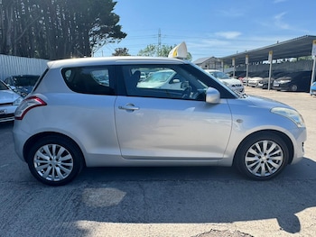 Used Suzuki Swift 2012 for sale - 79021257: Photo