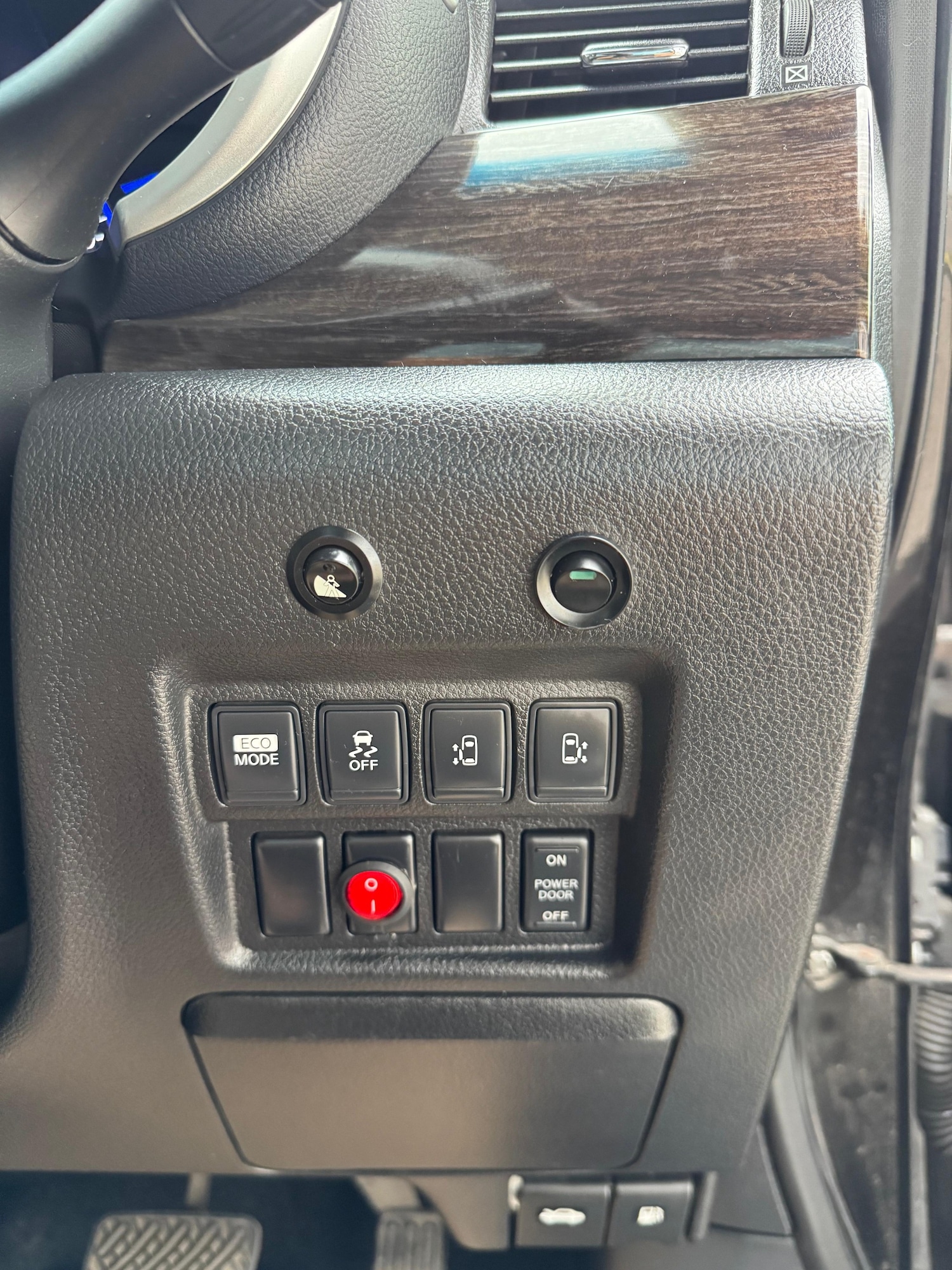 Used Nissan Elgrand 2025 for sale - 77256533: Photo 25