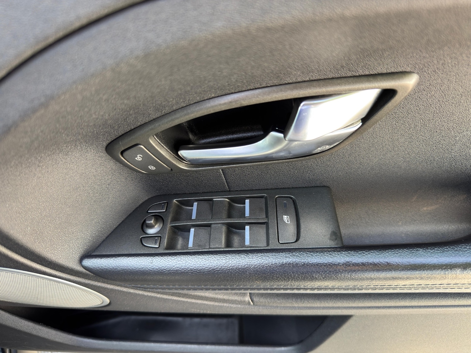 Used Land Rover Range Rover Evoque 2012 for sale - 76447342: Photo 28