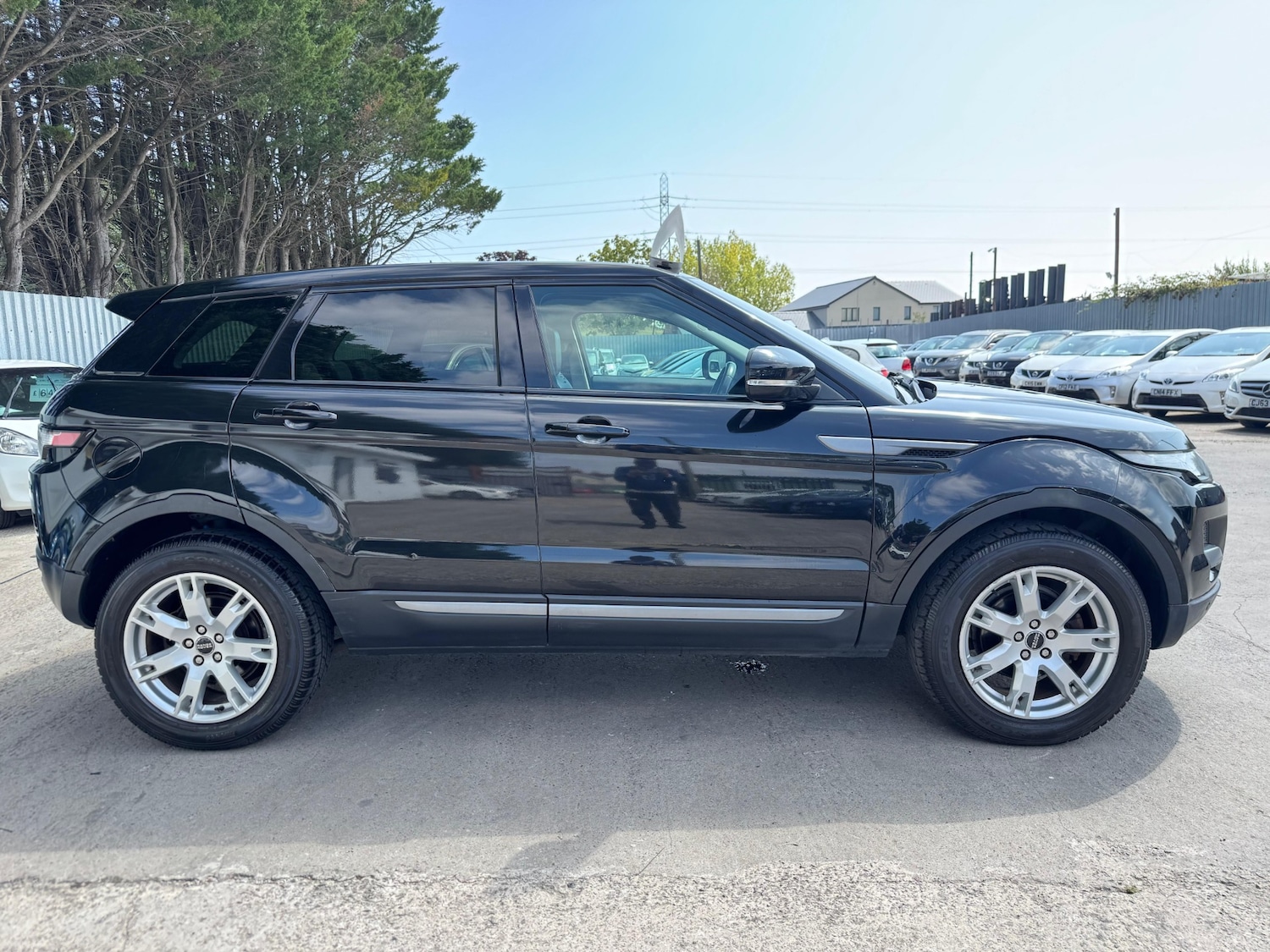 Used Land Rover Range Rover Evoque 2012 for sale - 76447342: Photo 4