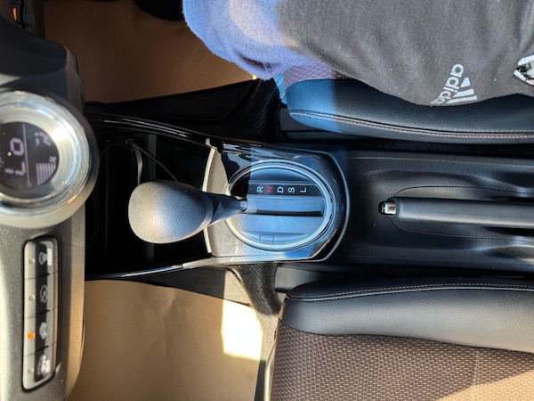 Used Honda Fit 2012 for sale - 76231988: Photo 22