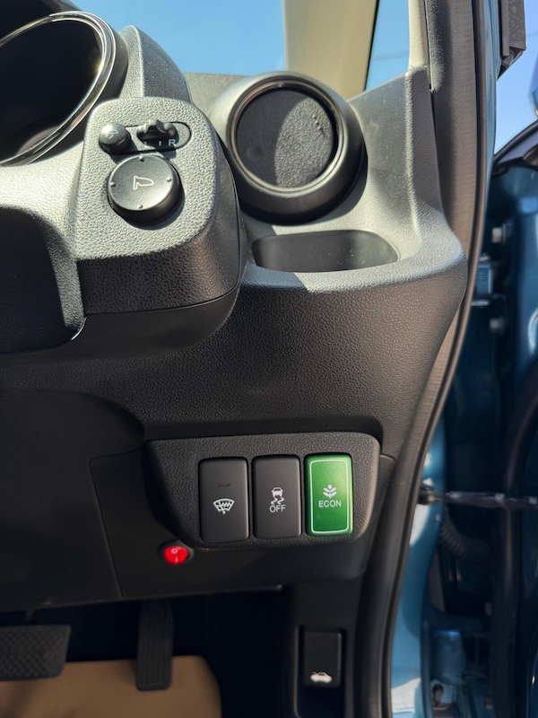 Used Honda Fit 2012 for sale - 76231988: Photo 23