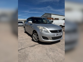 Used Suzuki Swift 2011 for sale - 79329834: Photo