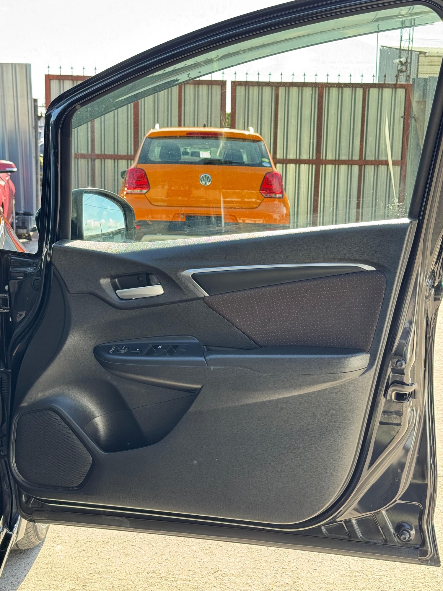 Used Honda Fit 2014 for sale - 76102577: Photo 25