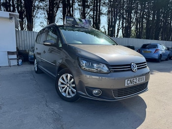 Used Volkswagen Touran 2013 for sale - 79375410: Photo