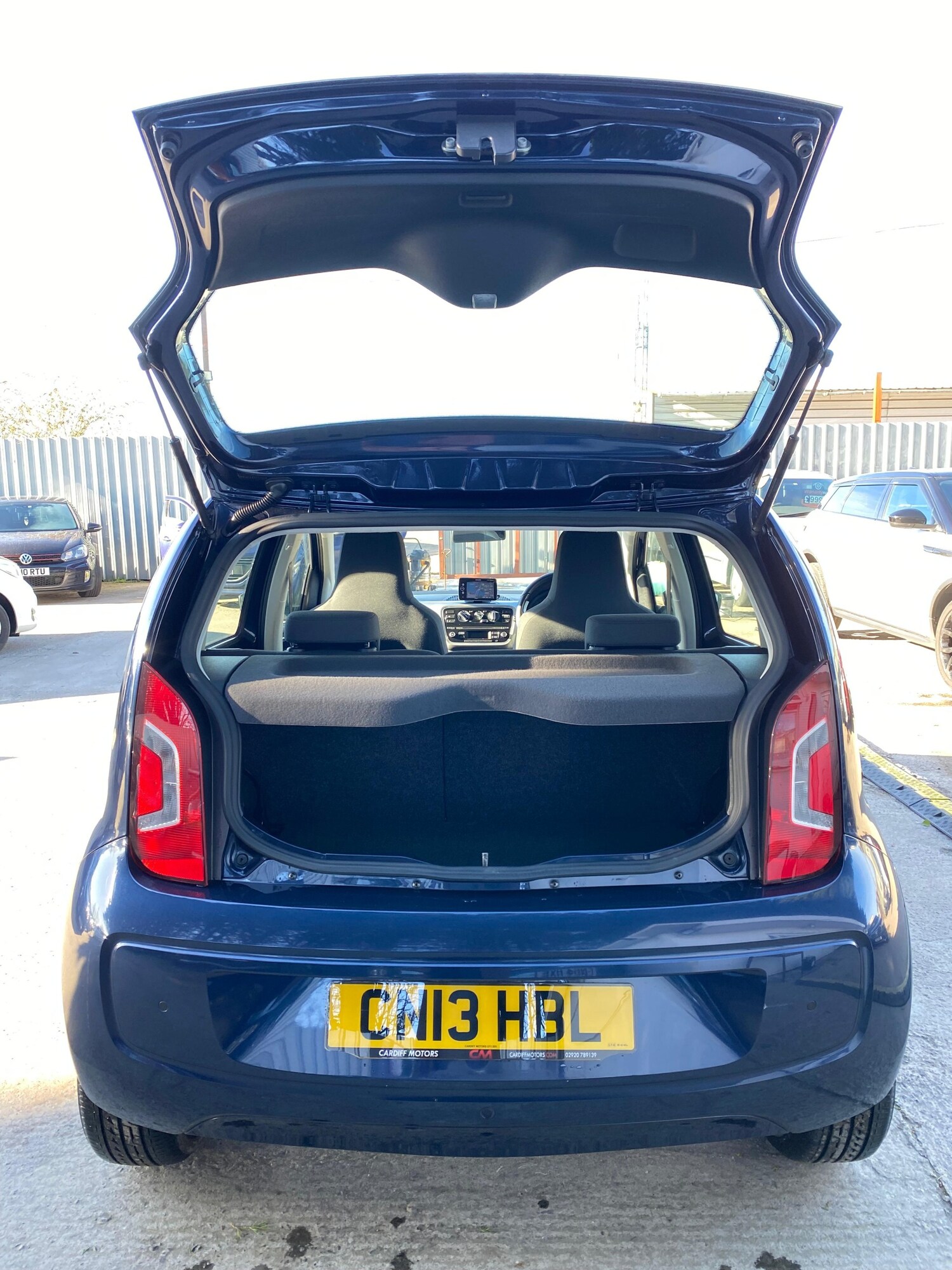 Used Volkswagen up! 2013 for sale - 77557201: Photo 10