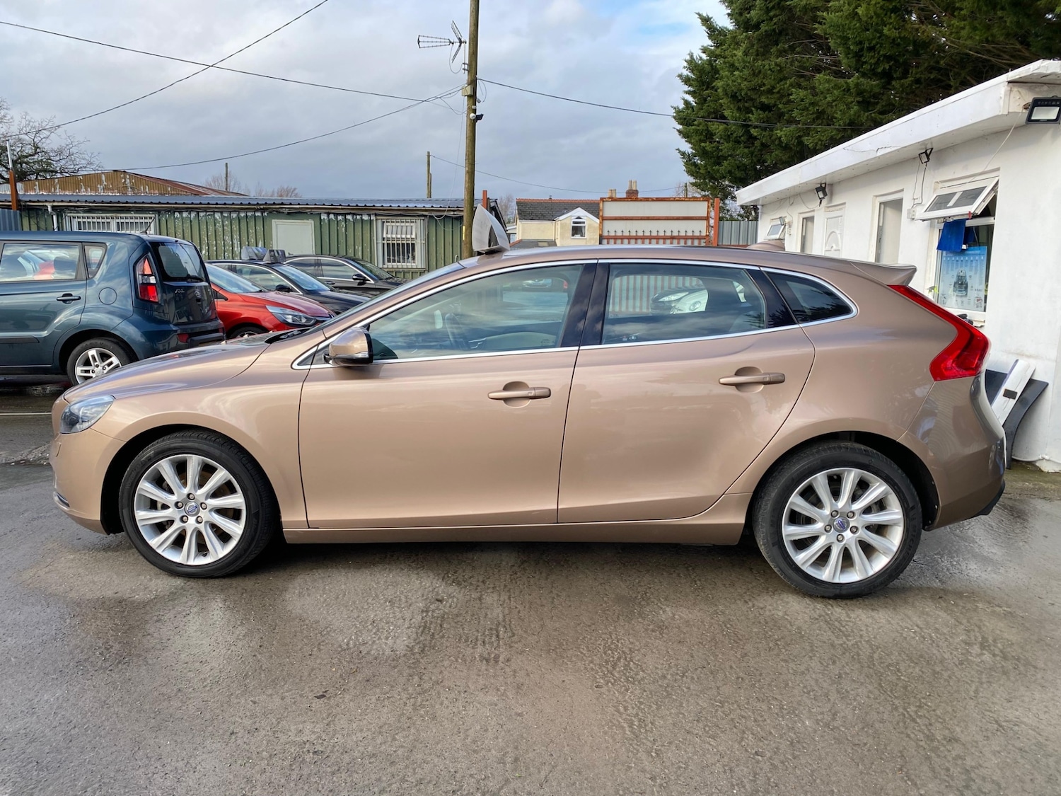Used Volvo V40 2026 for sale - 77551390: Photo 6