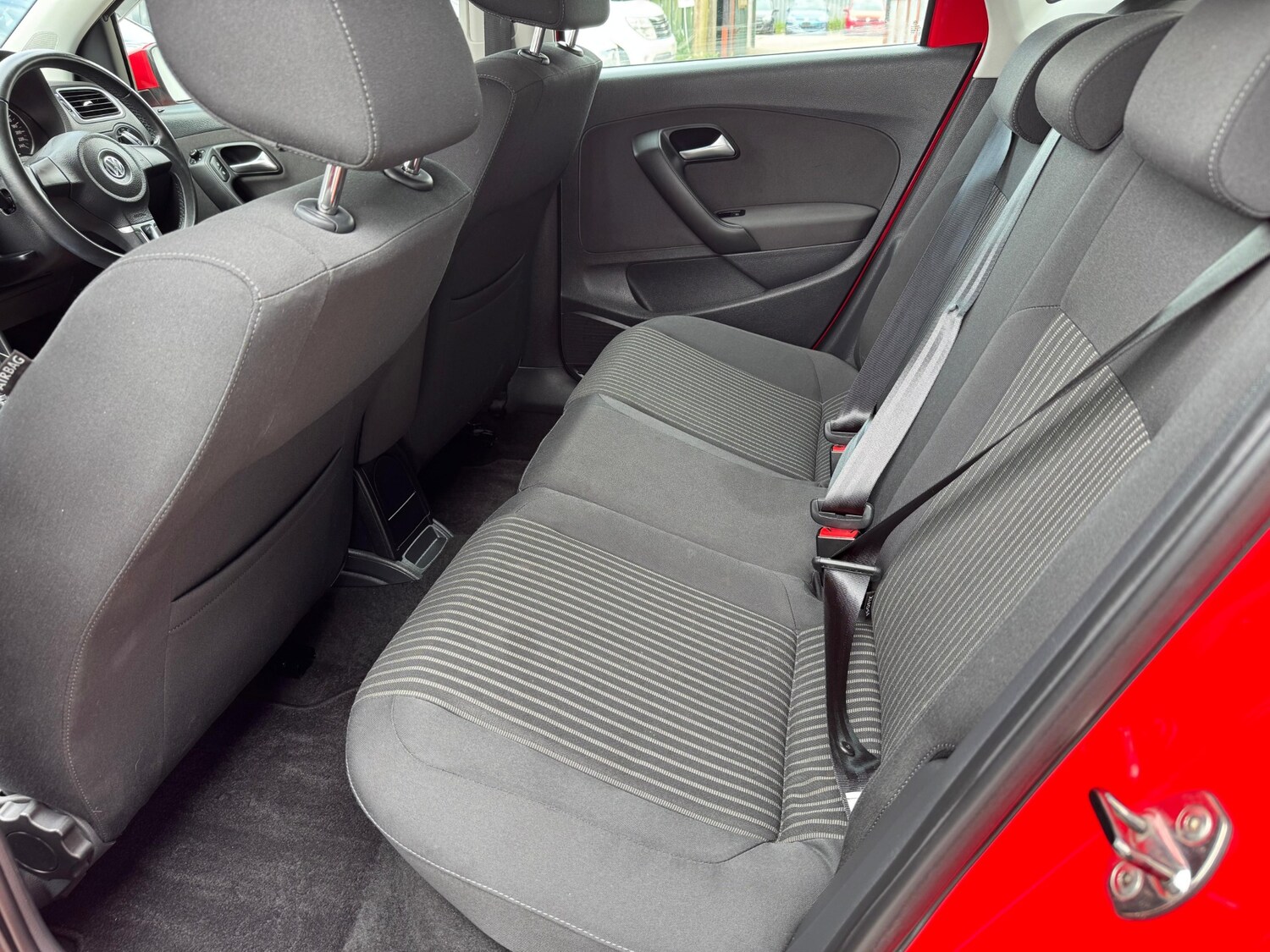Used Volkswagen Polo 2012 for sale - 76055470: Photo 34
