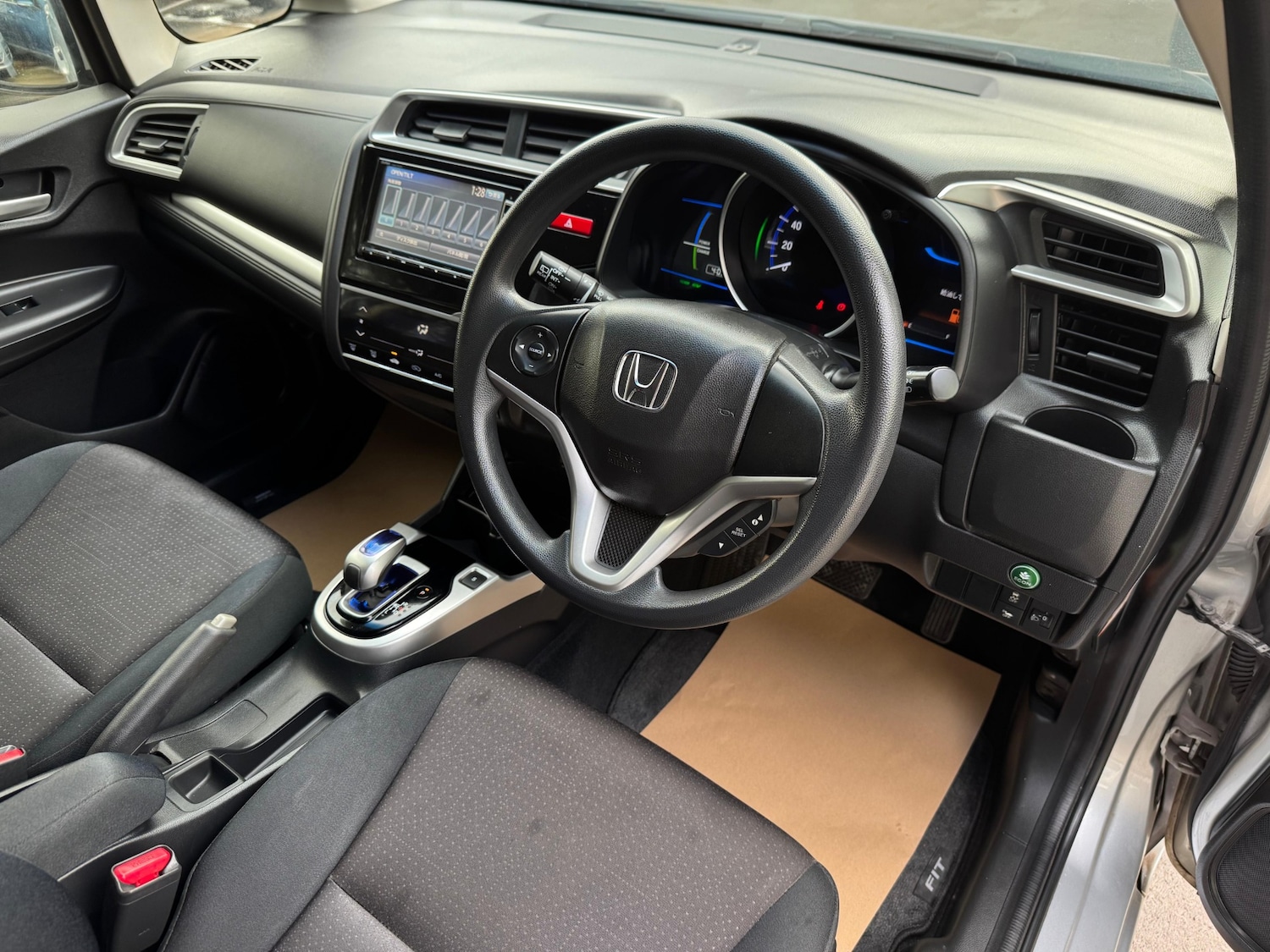 Used Honda Fit 2014 for sale - 76458472: Photo 13