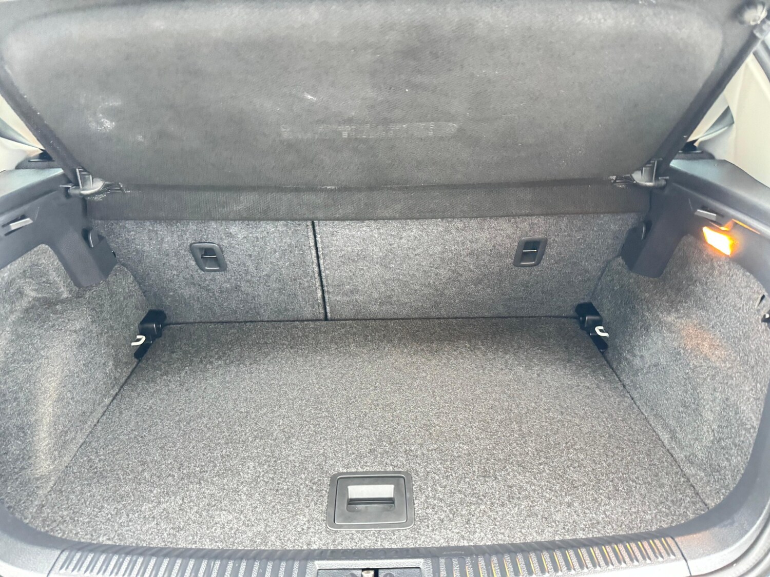 Used Volkswagen Polo 2013 for sale - 76342919: Photo 12