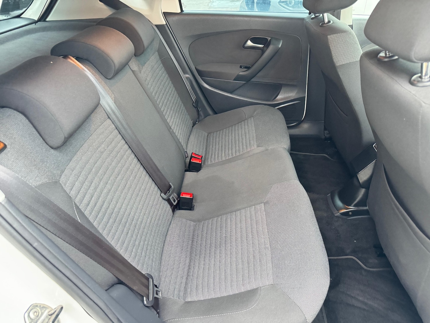 Used Volkswagen Polo 2013 for sale - 76342919: Photo 15