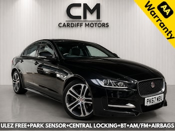Used Jaguar XE 2017 for sale - 79159825: Photo