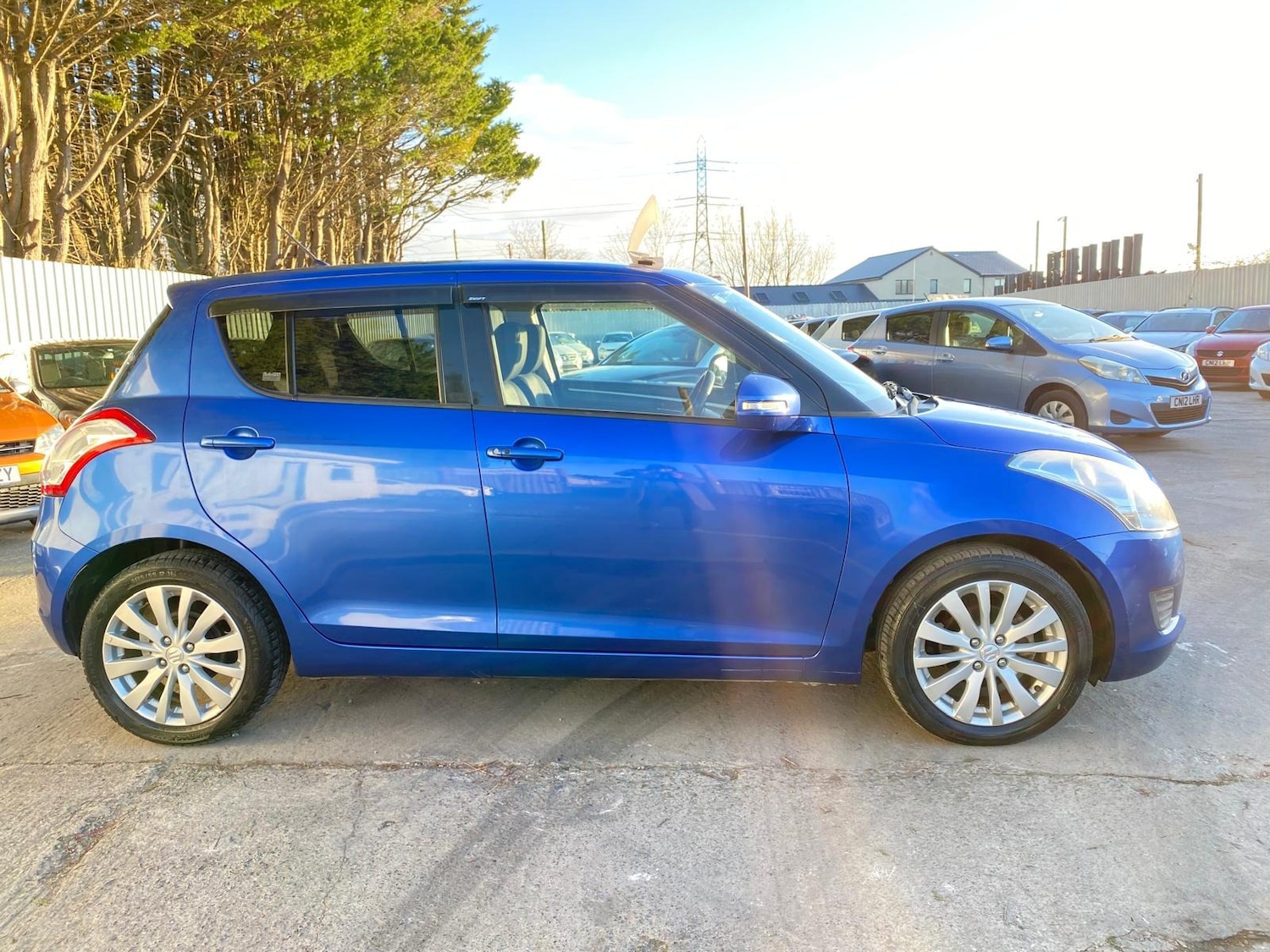 Used Suzuki Swift 2025 for sale - 77100601: Photo 3