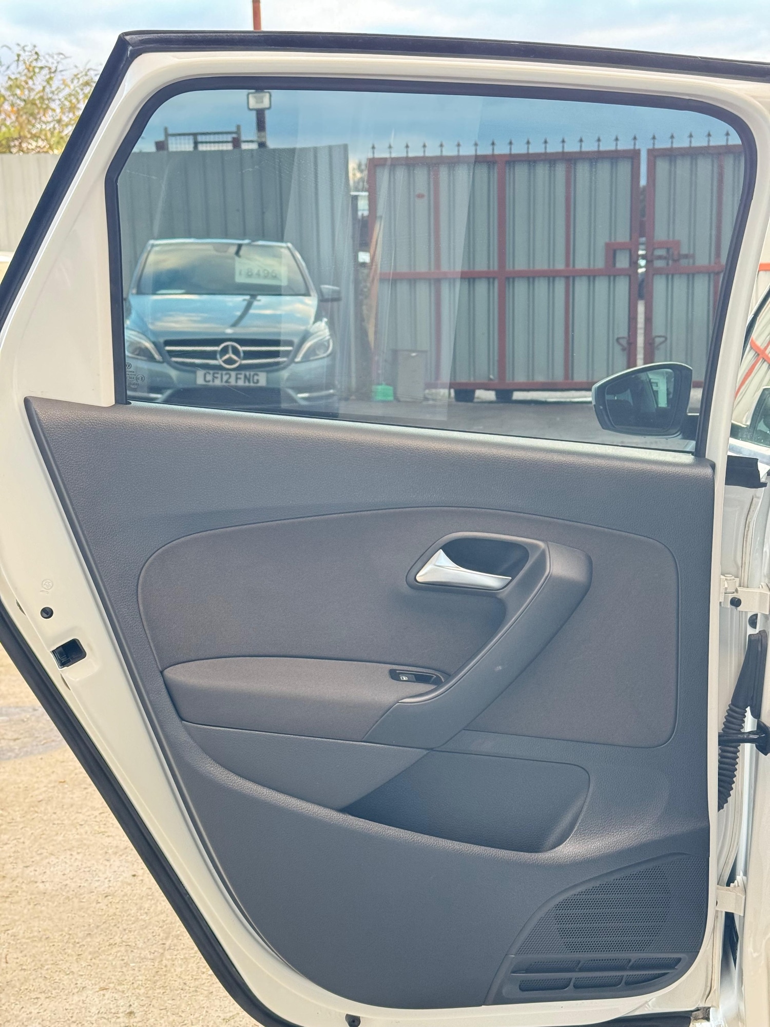 Vehicle 29
