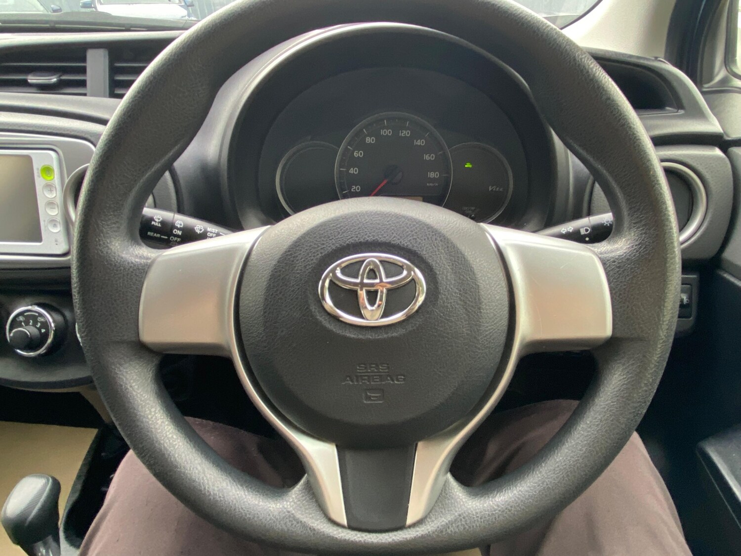 Used Toyota Vitz 2012 for sale - 78008701: Photo 18