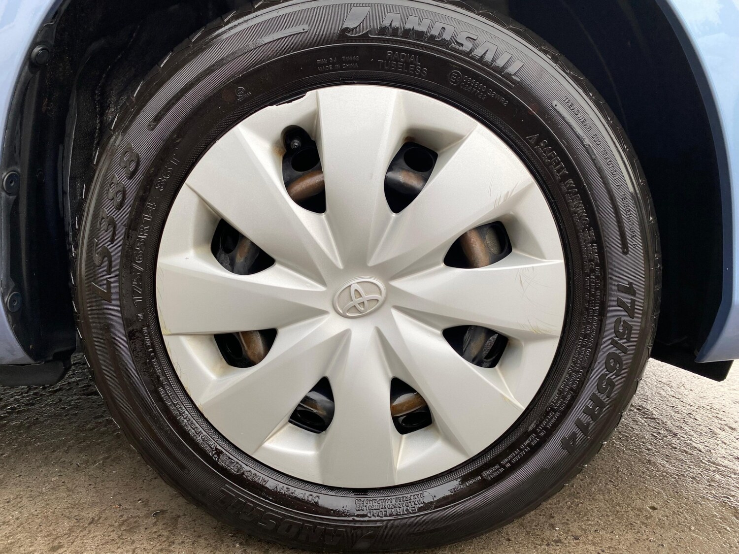 Used Toyota Vitz 2012 for sale - 78008701: Photo 33