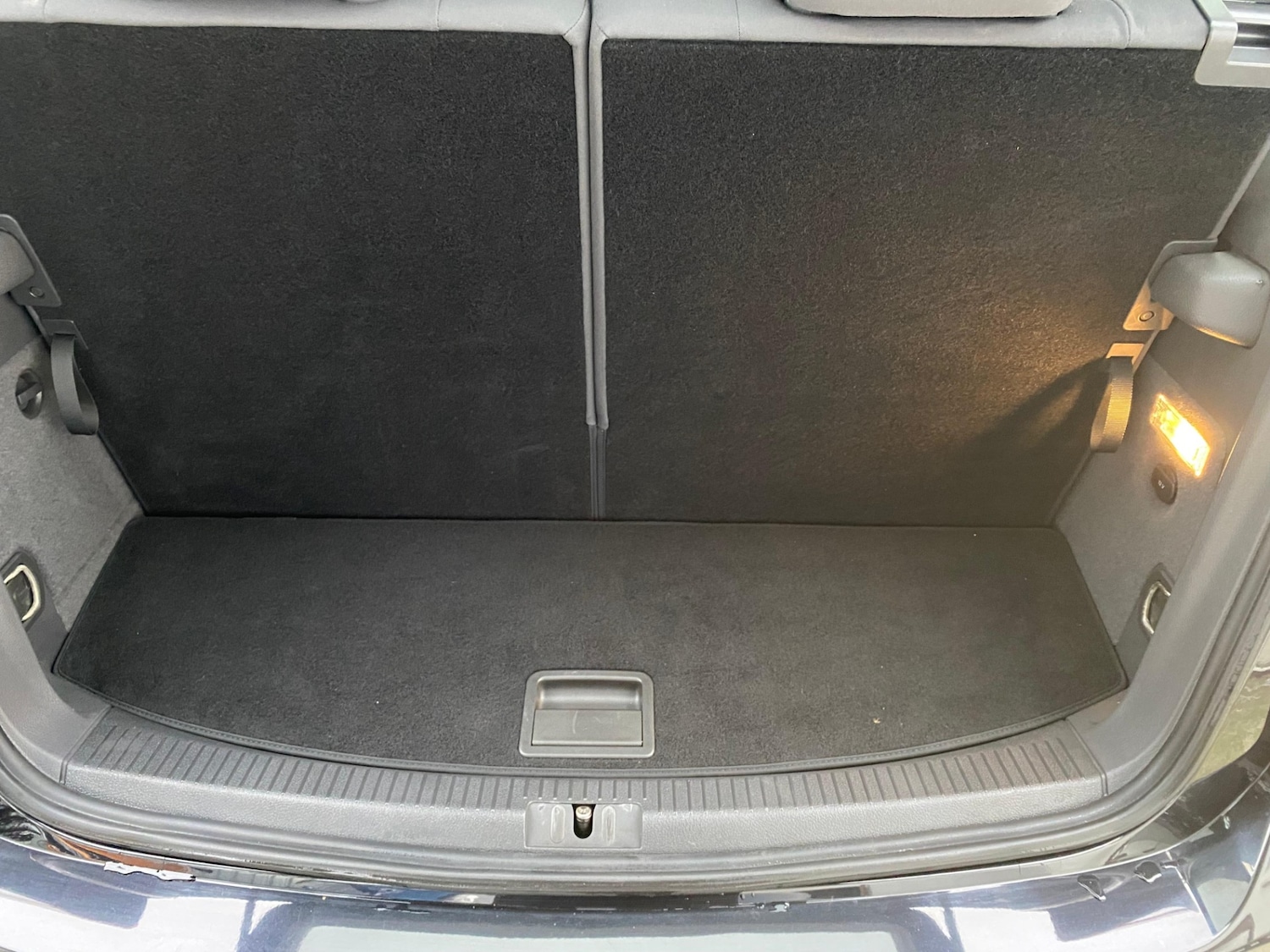 Used Volkswagen Touran 2014 for sale - 77558287: Photo 11